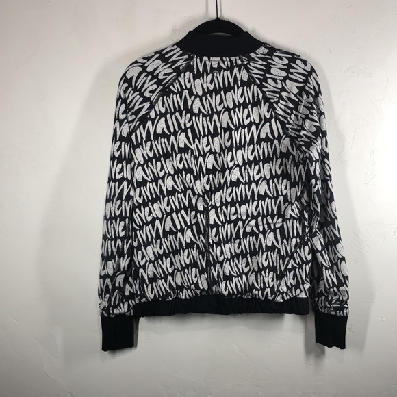 Ivivva Lululemon black and white reversible jacket size 14 - Picture 7 of 16